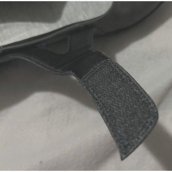 Clarks Womens Black Mary Jane Shoes Adjustable Loop and Hook Strap Comfort Fit U - Picture 9 of 9